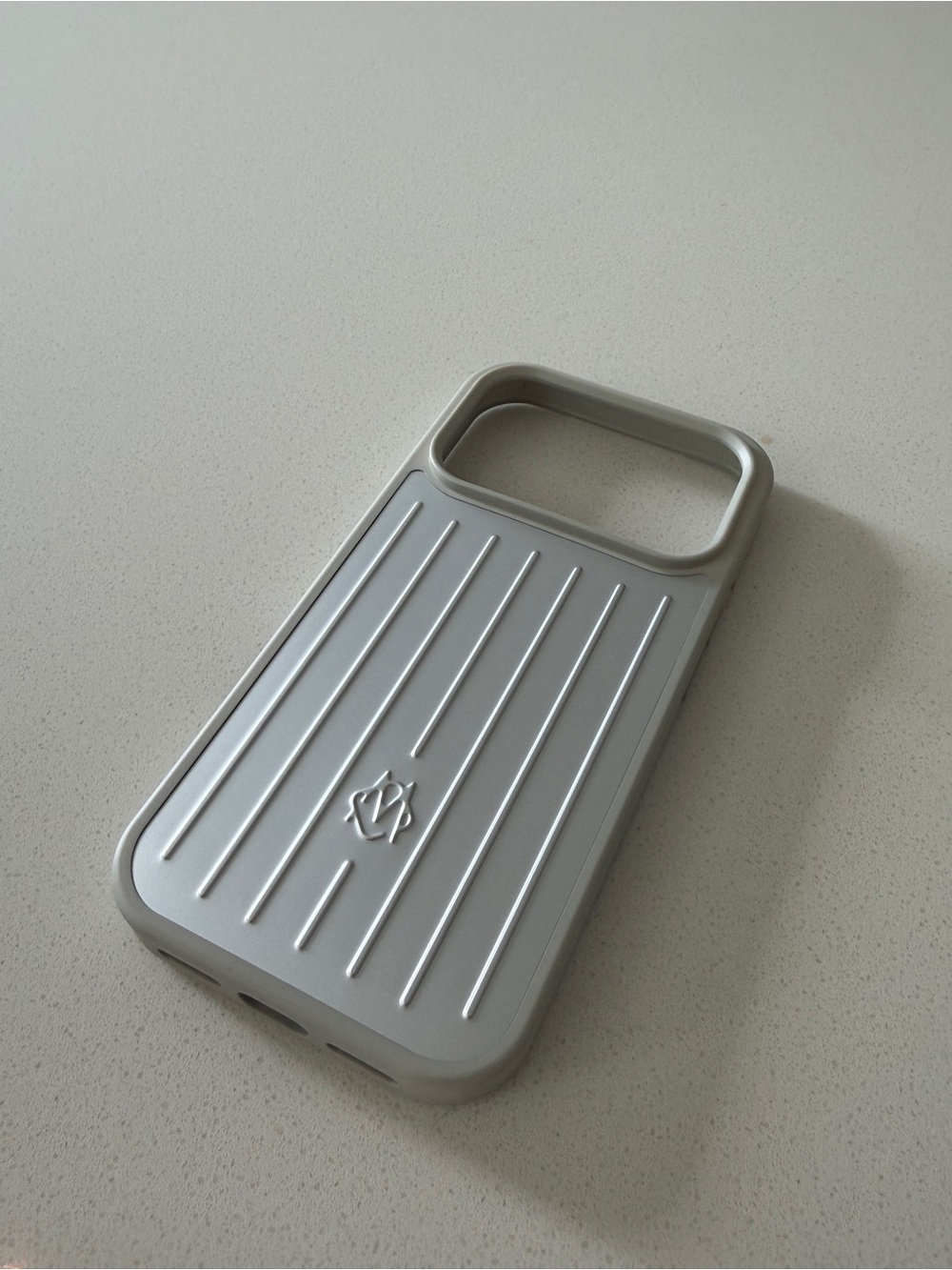 Rimowa 1:1 iPhone 17 Pro Aluminum Phone Case